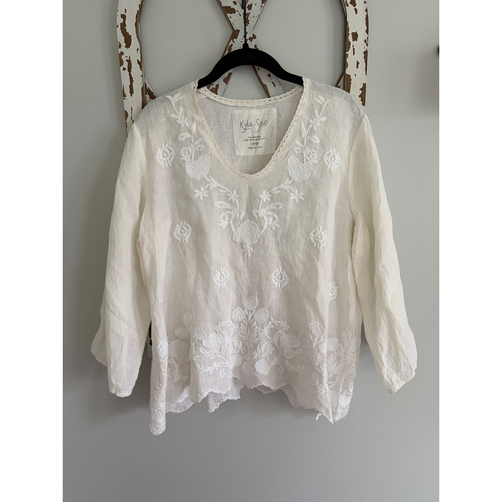 Kyla Seo White Linen Floral Embroidered Top Semi Sheer Boho
Size Large
